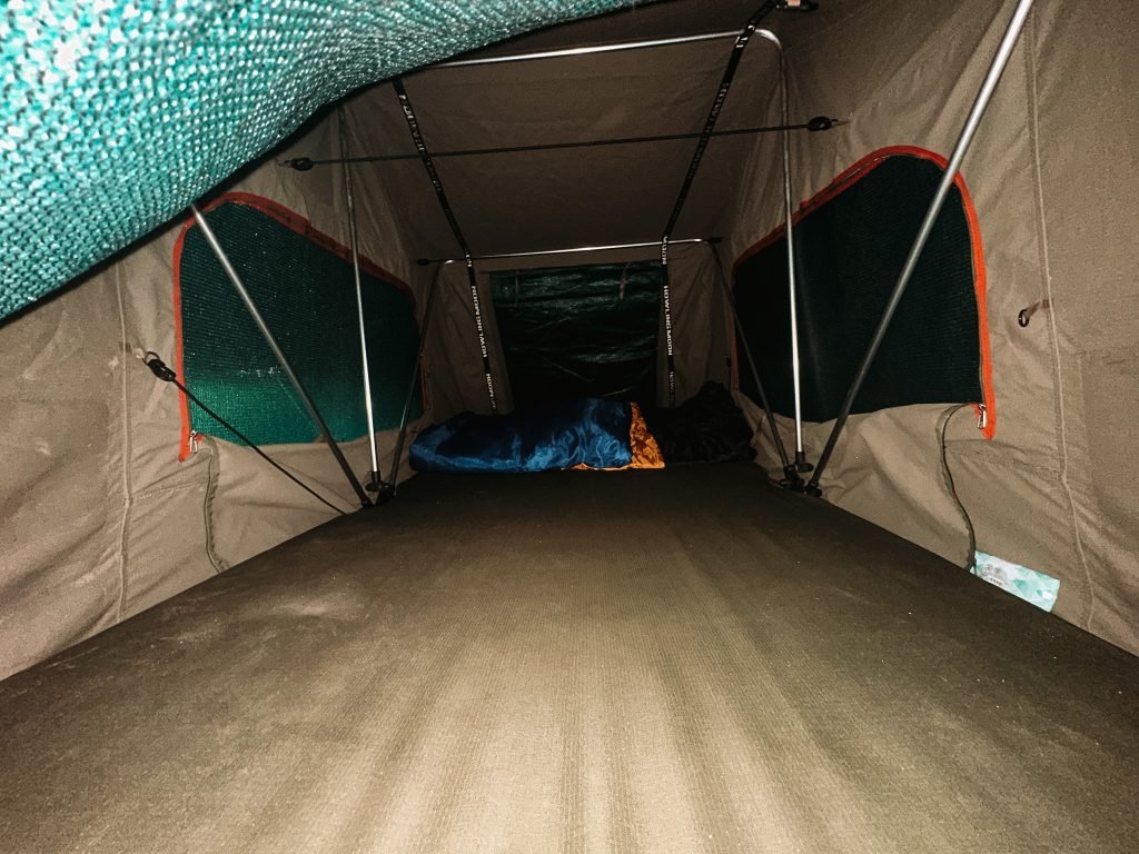 Tenten 4x4 jeep selfdrive